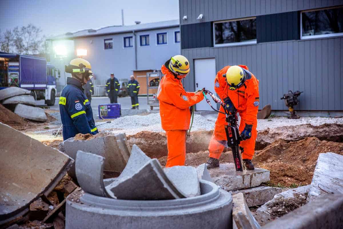 Schwere Bergung Thw Ov Forchheim